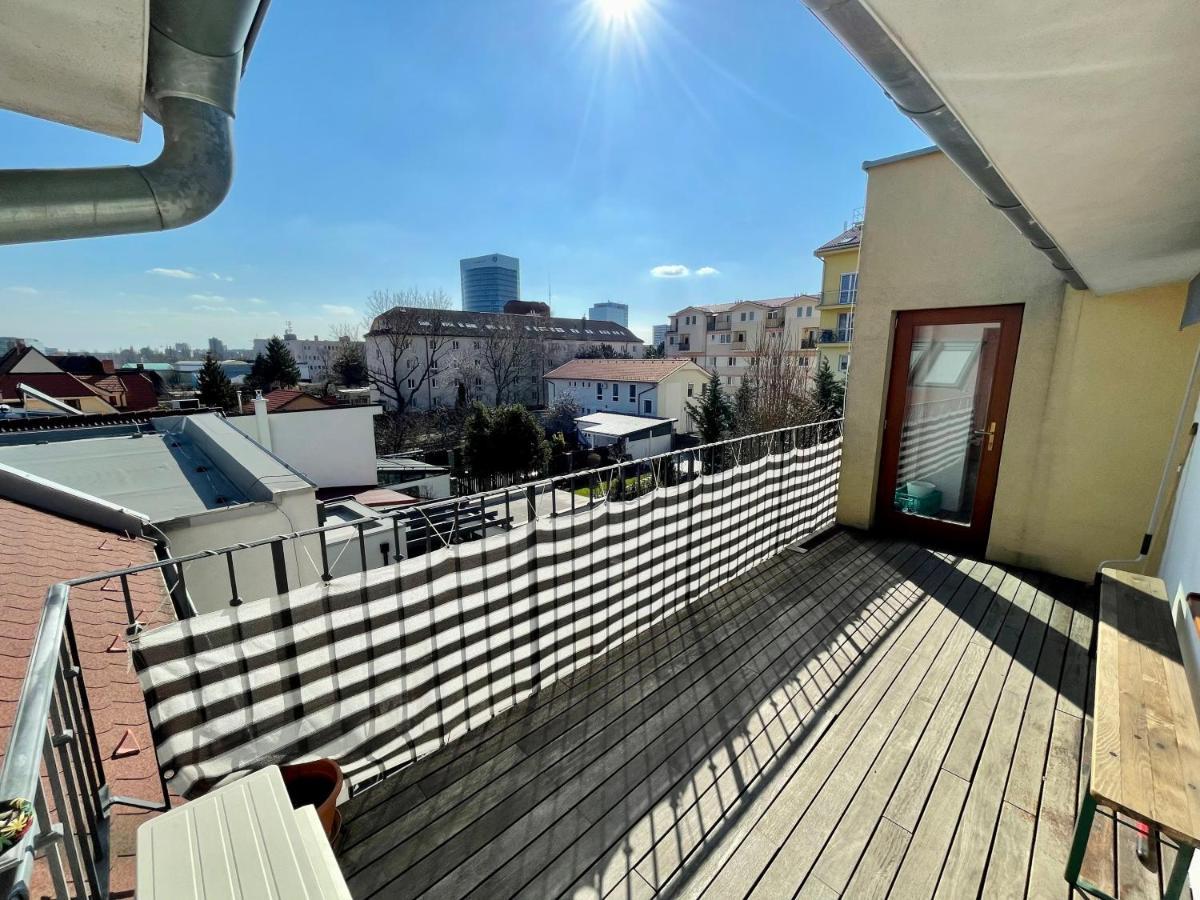 Beautiful And Romantic Penthouse With Two Terraces Bratislava Bagian luar foto