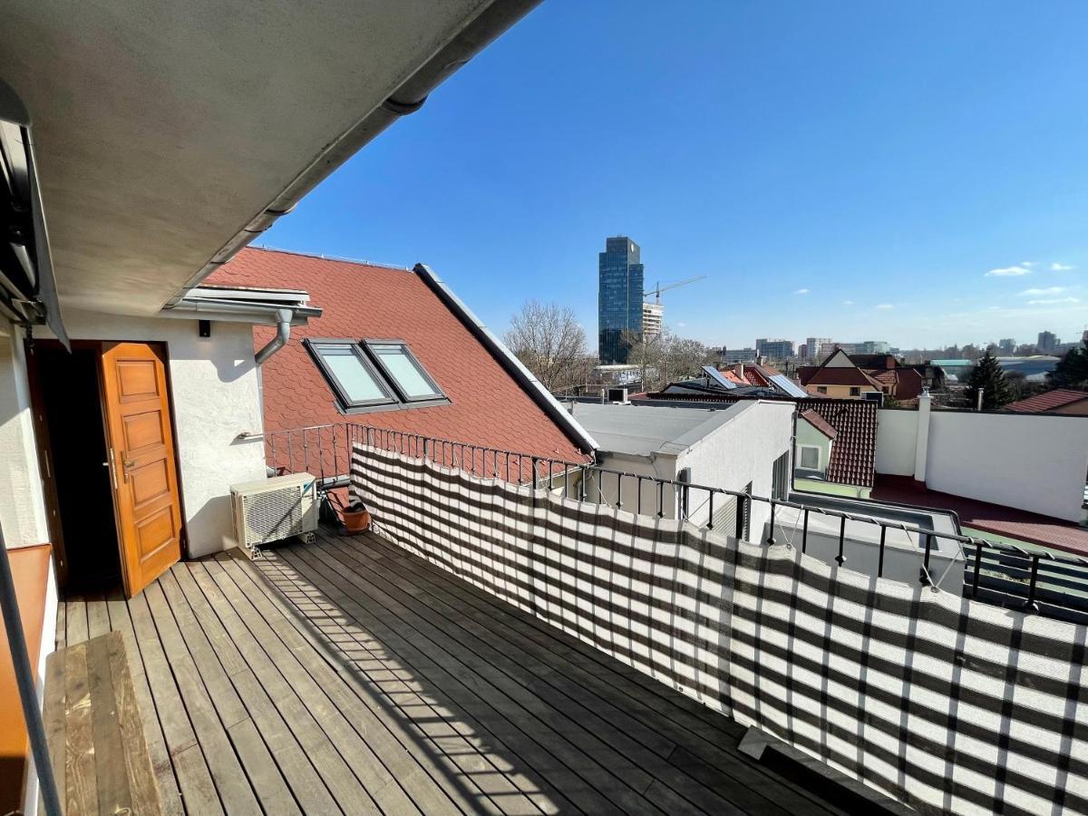 Beautiful And Romantic Penthouse With Two Terraces Bratislava Bagian luar foto