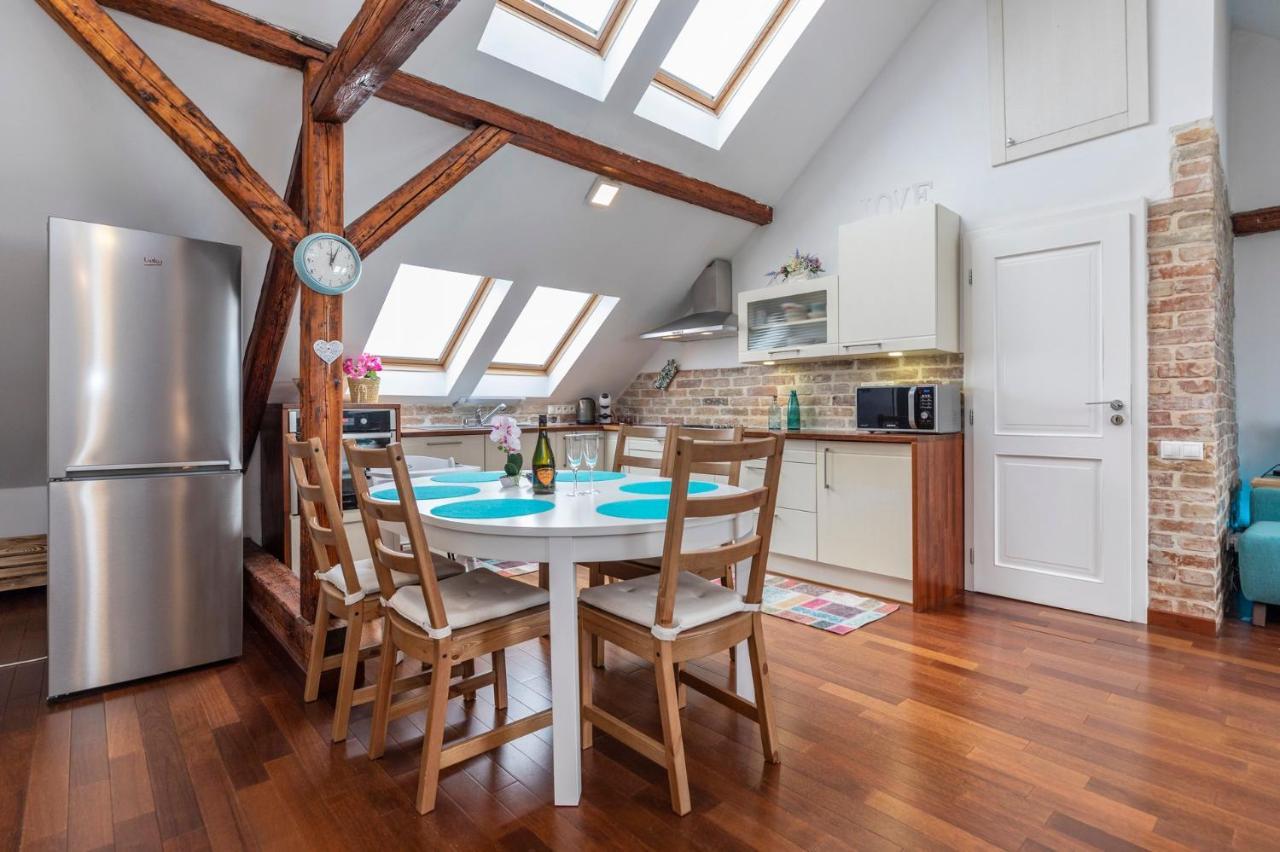 Beautiful And Romantic Penthouse With Two Terraces Bratislava Bagian luar foto