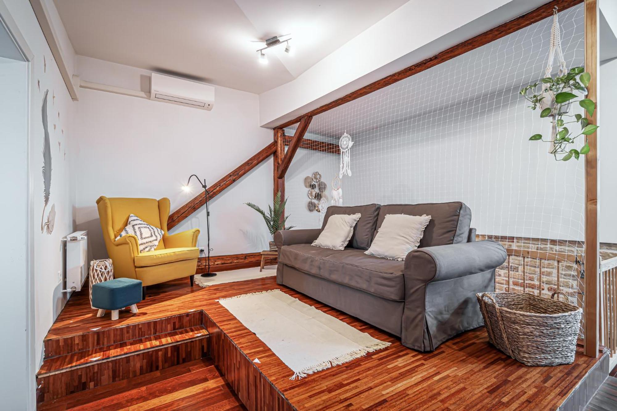 Beautiful And Romantic Penthouse With Two Terraces Bratislava Bagian luar foto